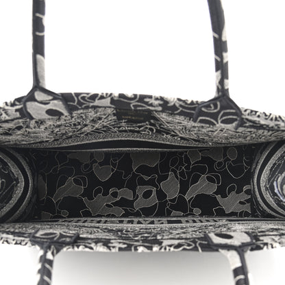 Christian Dior Canvas Embroidered Large Around The World Book Tote Black White 5 of 9