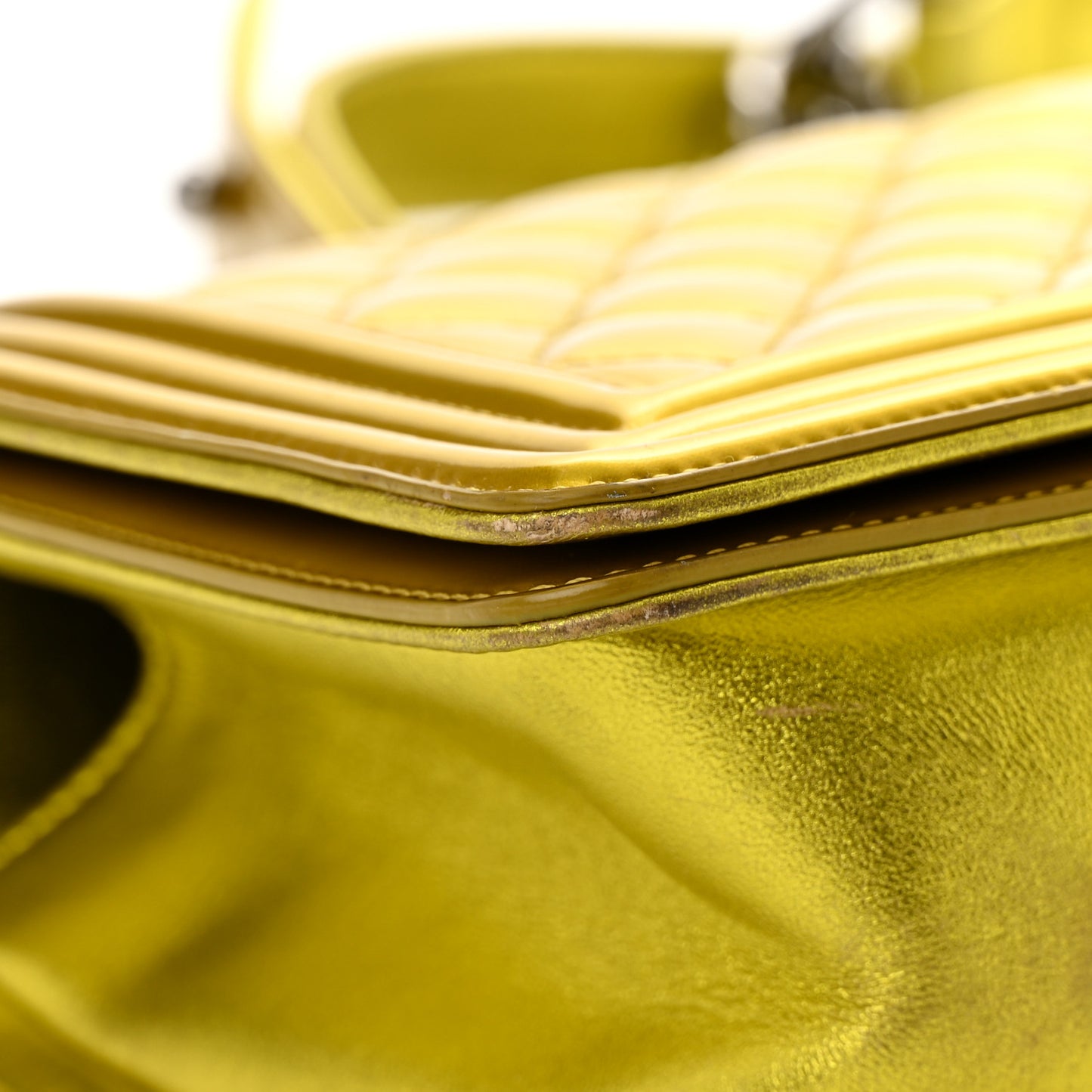 Metallic Patent Calfskin Quilted Medium Boy Flap Gold