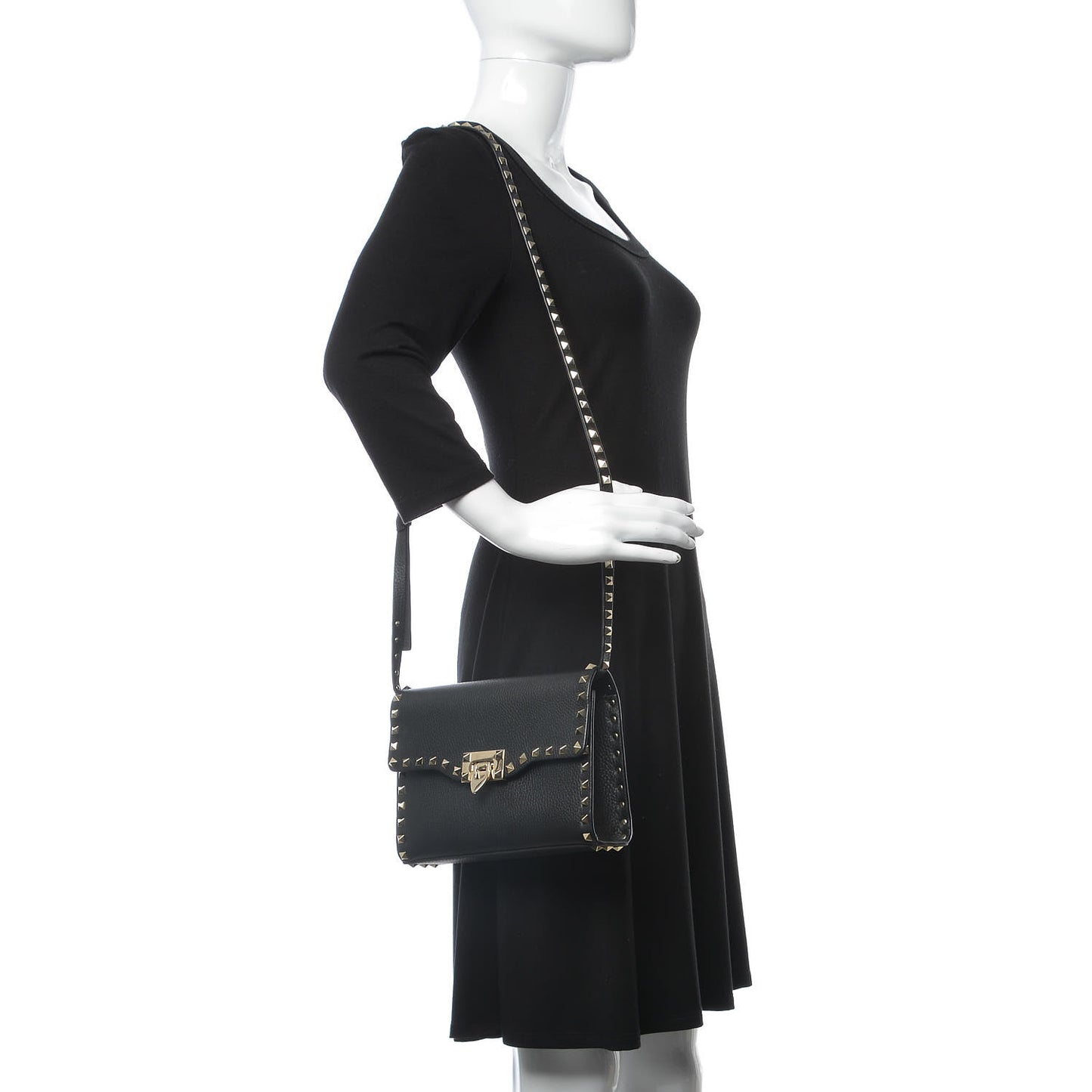 Pebbled Calfskin Medium Rockstud Flip Lock Crossbody Bag Black