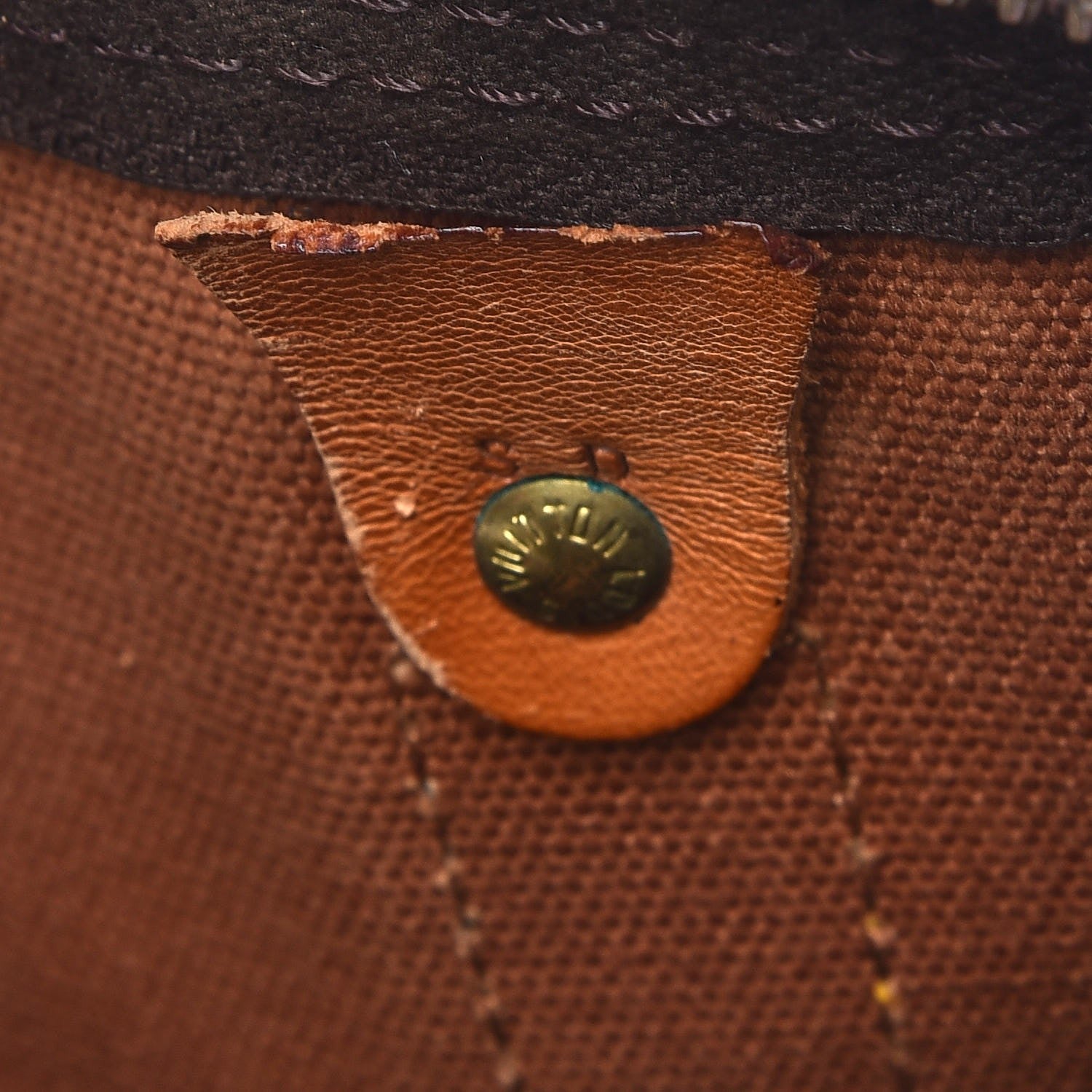 Louis Vuitton Monogram Keepall Bandouliere 60 11 of 15
