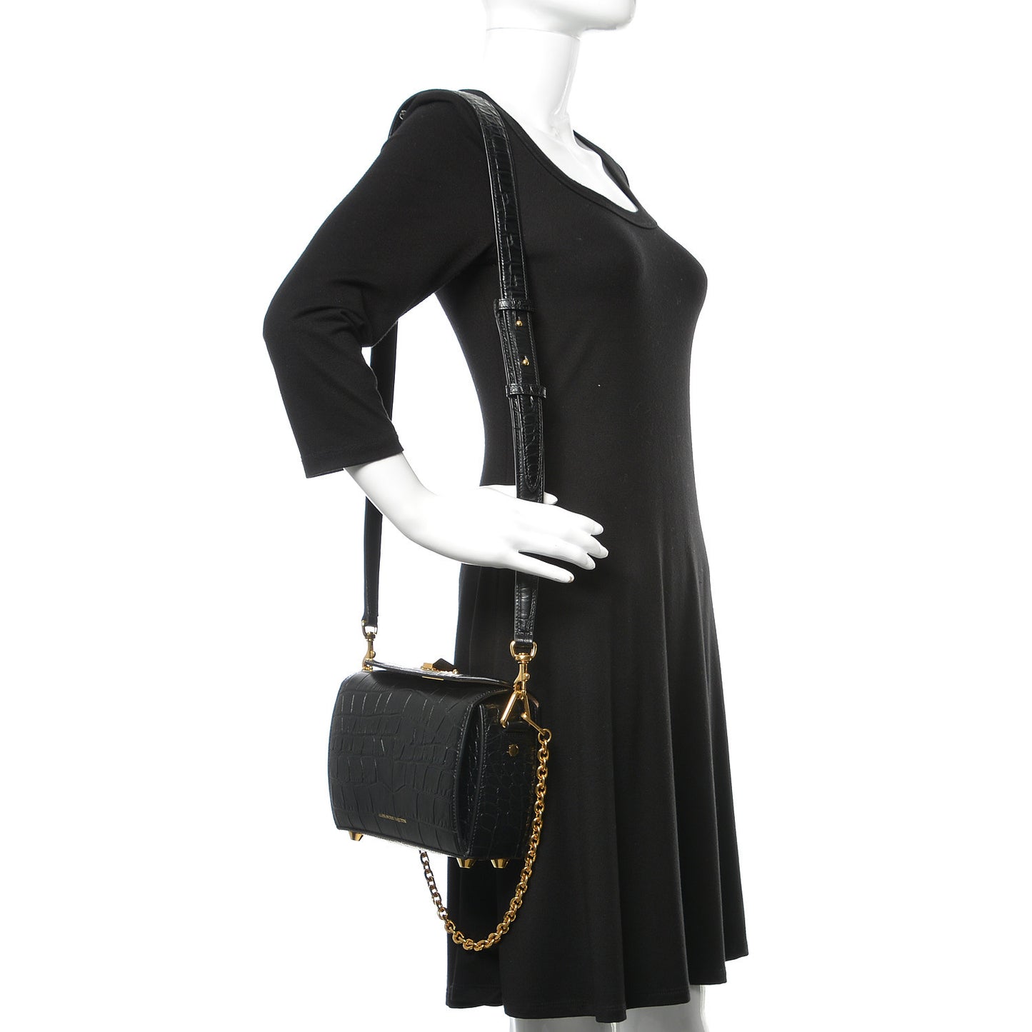 Calfskin Crocodile Embossed Box Shoulder Bag 19 Black