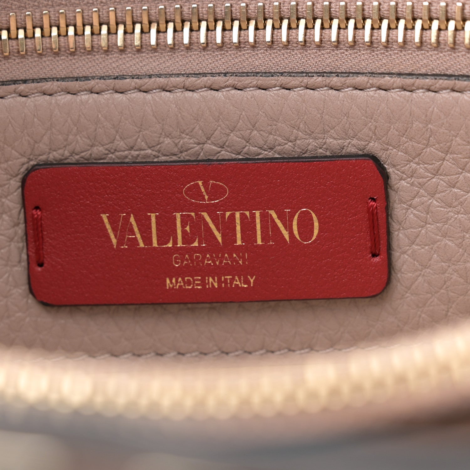Valentino Garavani Grained Calfskin Rockstud Flip Lock Tote Poudre 7 of 13