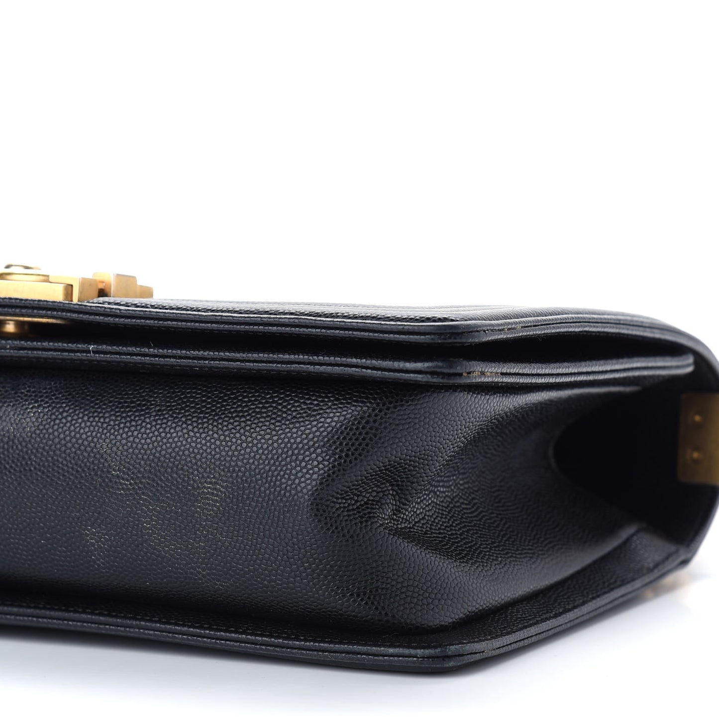 Caviar Quilted Medium Boy Flap Black