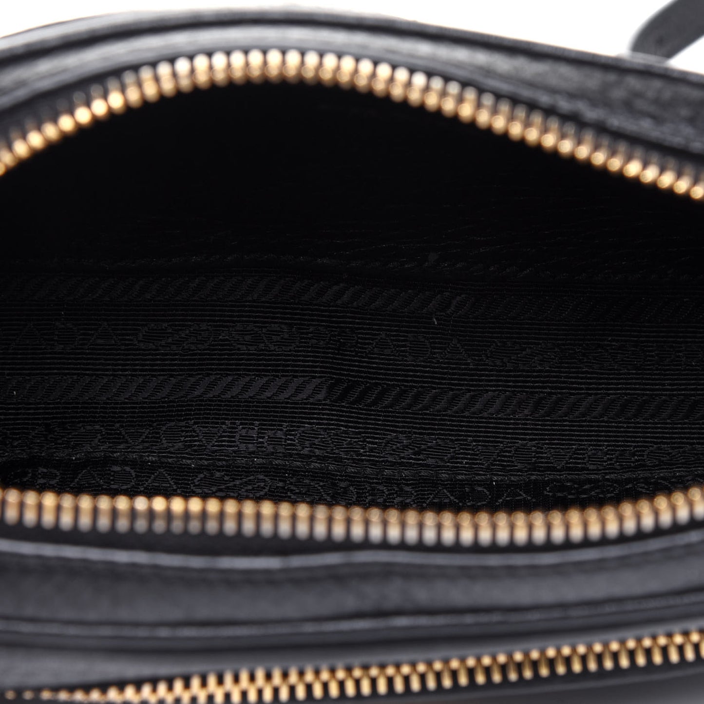 Vitello Daino Belt Bag Black