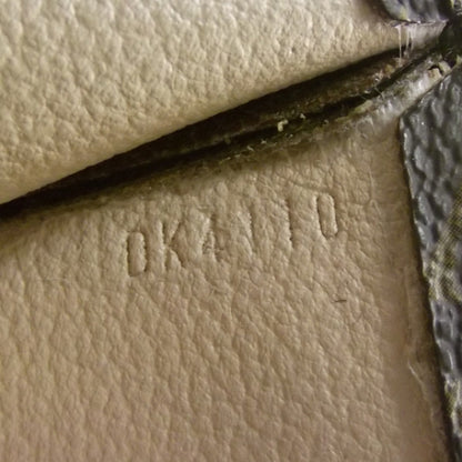 Louis Vuitton Monogram Sac Plat 9 of 9