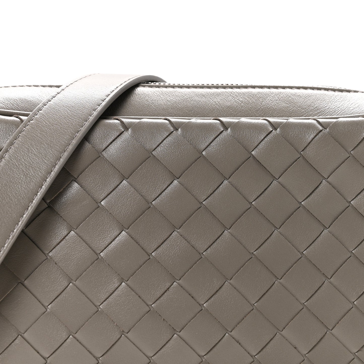 Calfskin Intrecciato Camera Bag  Drizzle Silver