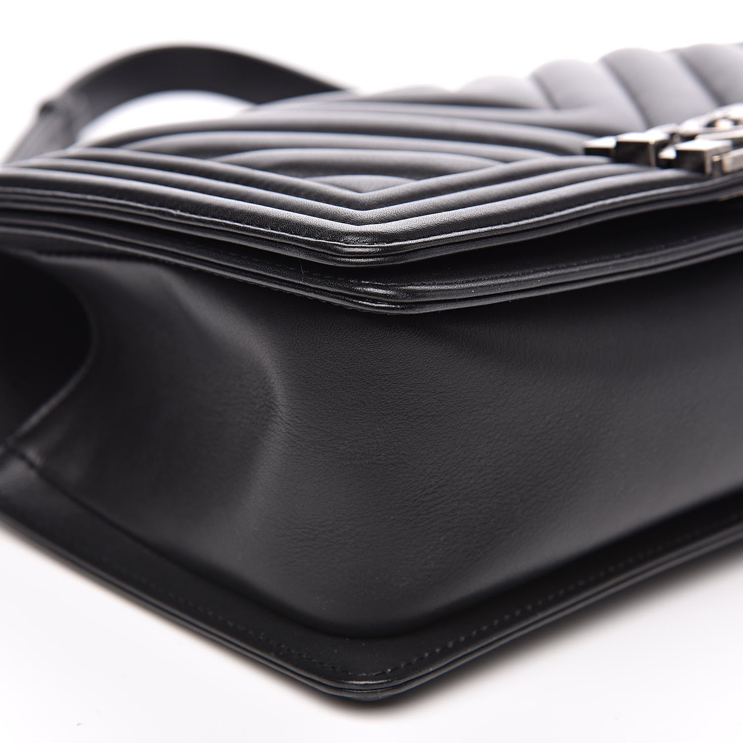 Chanel Calfskin Chevron Quilted Medium Boy Flap Black 8 of 13
