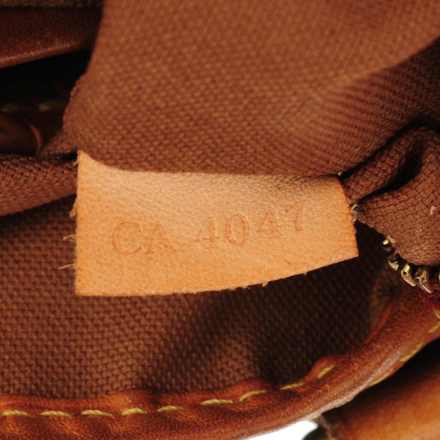 Louis Vuitton Monogram Batignolles Horizontal 7 of 7