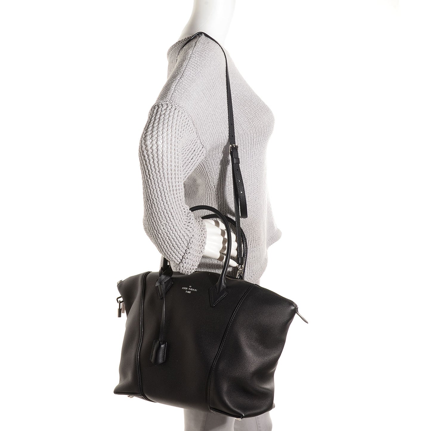 Veau Cachemire Soft Lockit MM Black