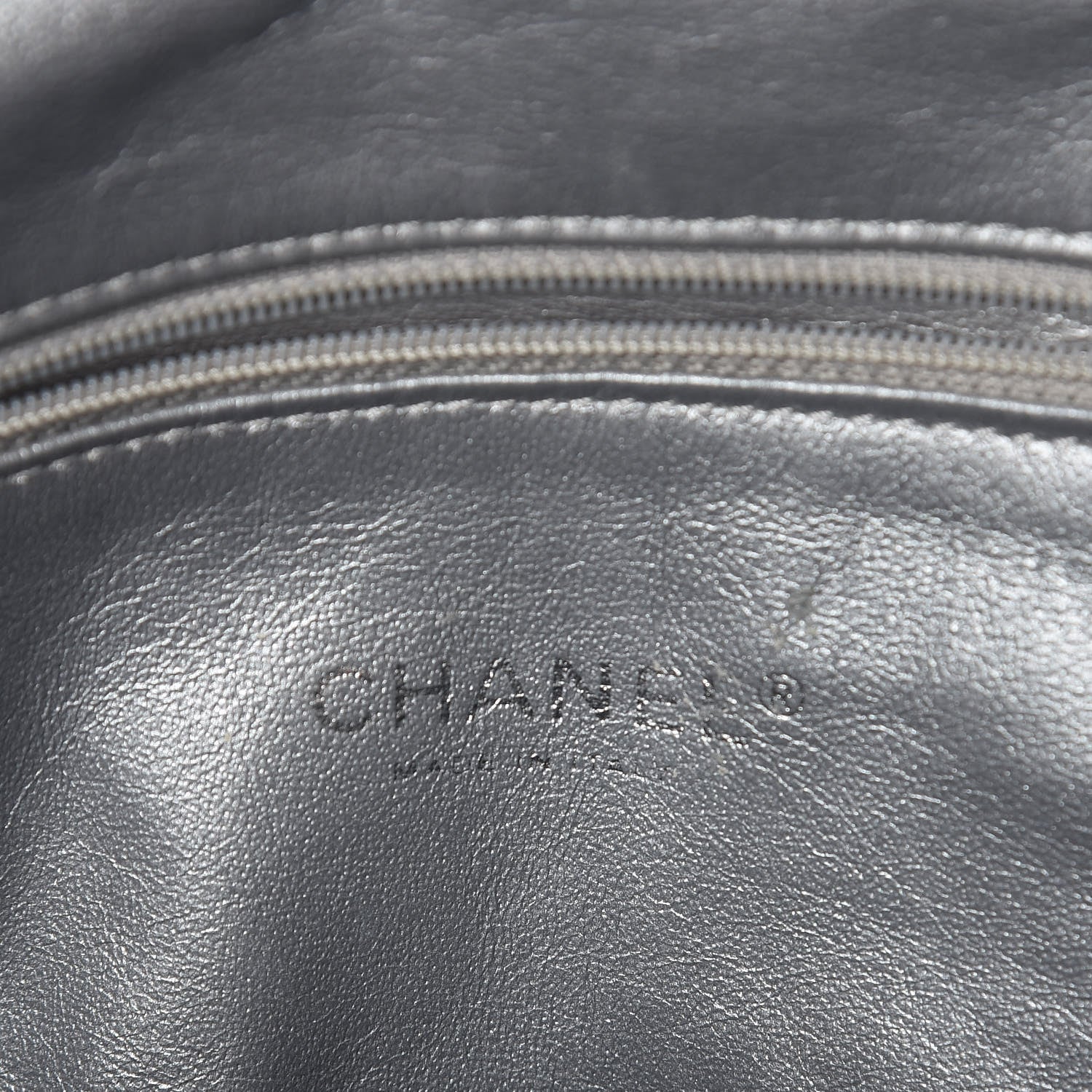 Chanel Glazed Caviar Modern Chain Tote Black 6 of 14