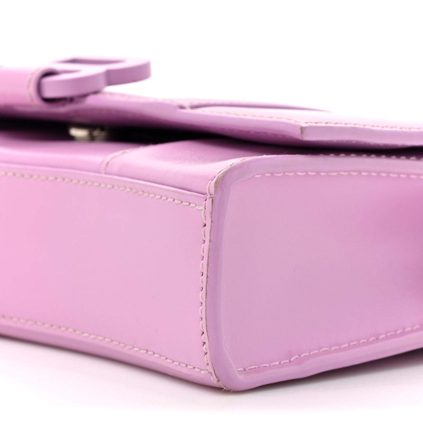 Shiny Box Calfskin Tonal B Hourglass Chain Bag Liliac