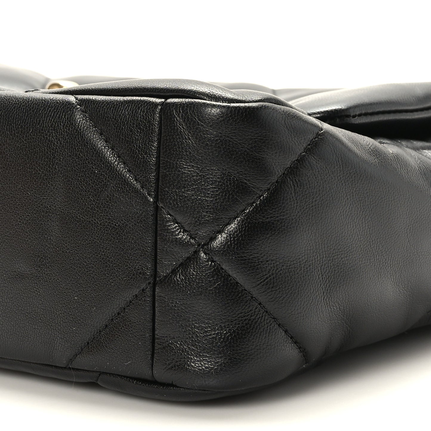 Shiny Goatskin Quilted Medium Chanel 19 Flap Black