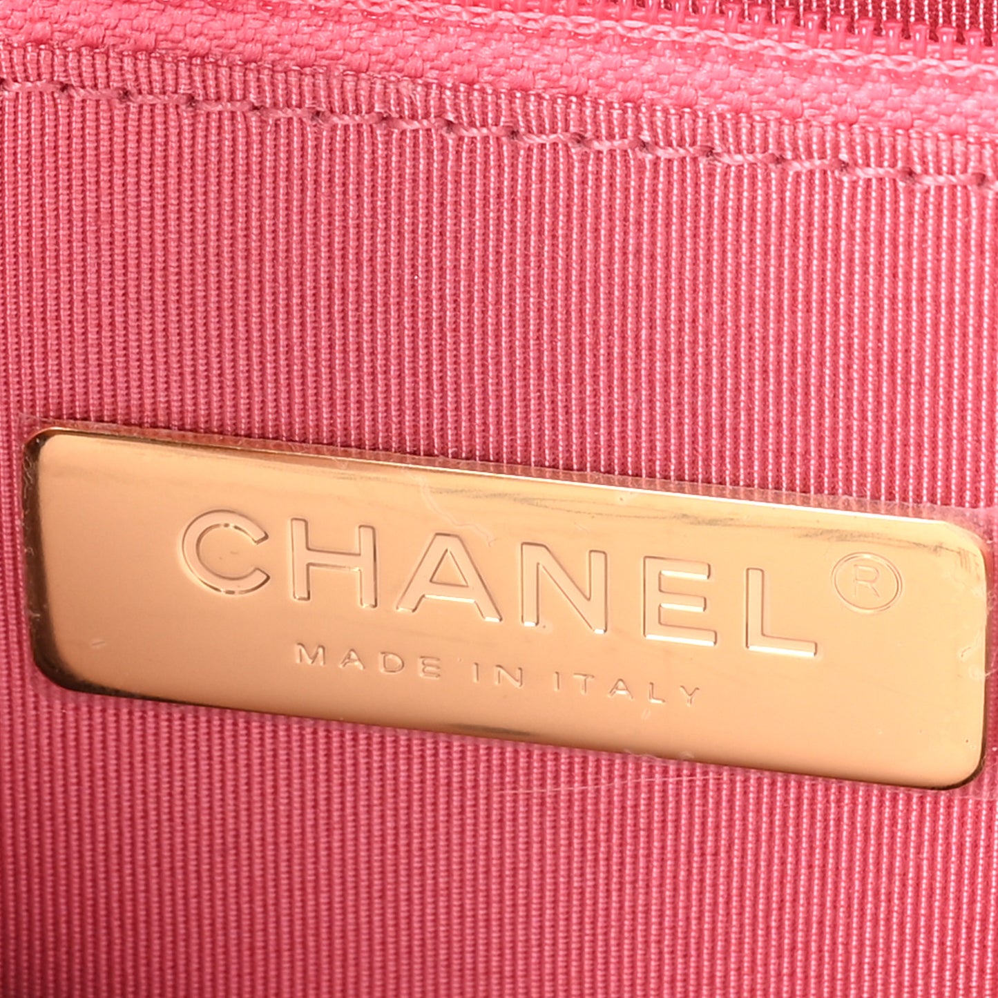 Lambskin Quilted Medium Chanel 19 Flap White