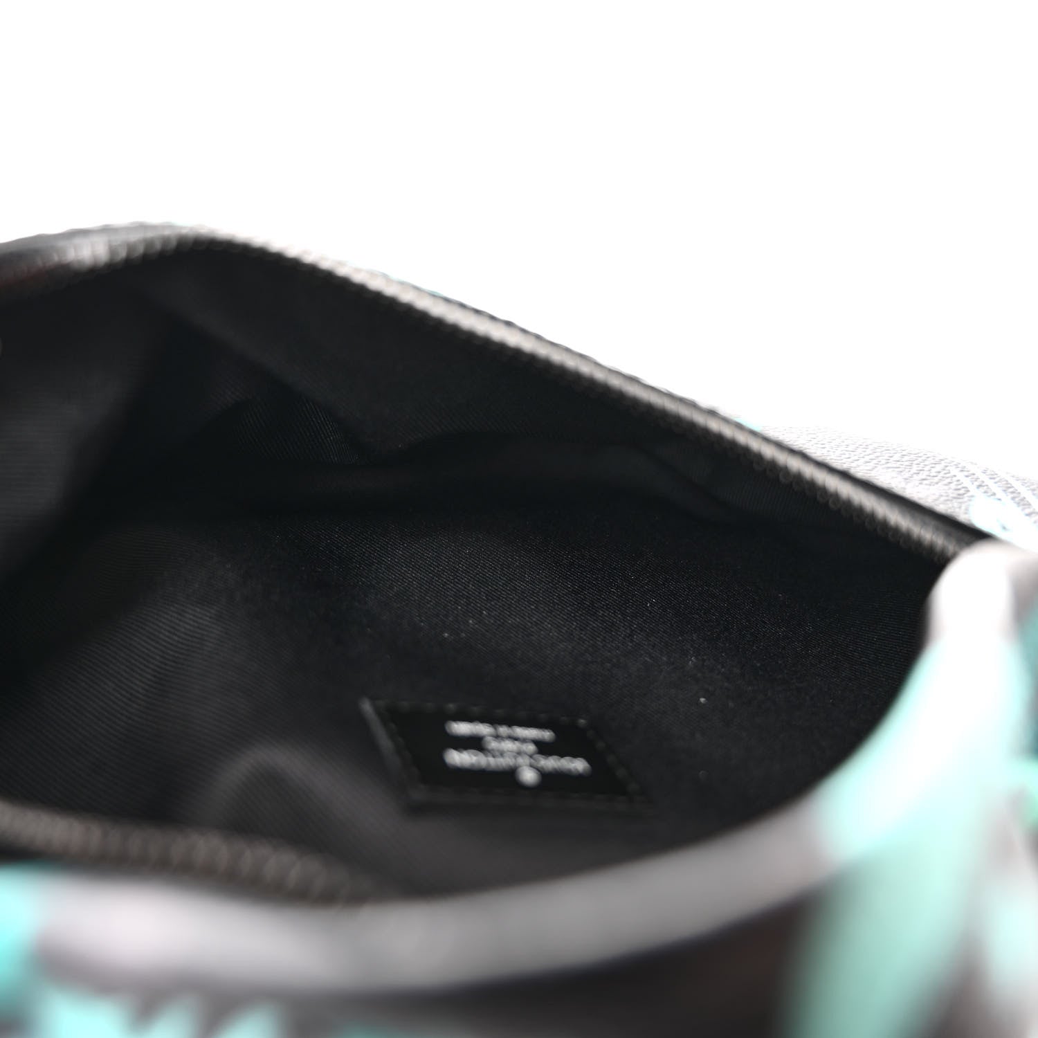 Louis Vuitton Monogram Eclipse LV Graffiti Discovery Bumbag Green Lights 5 of 11