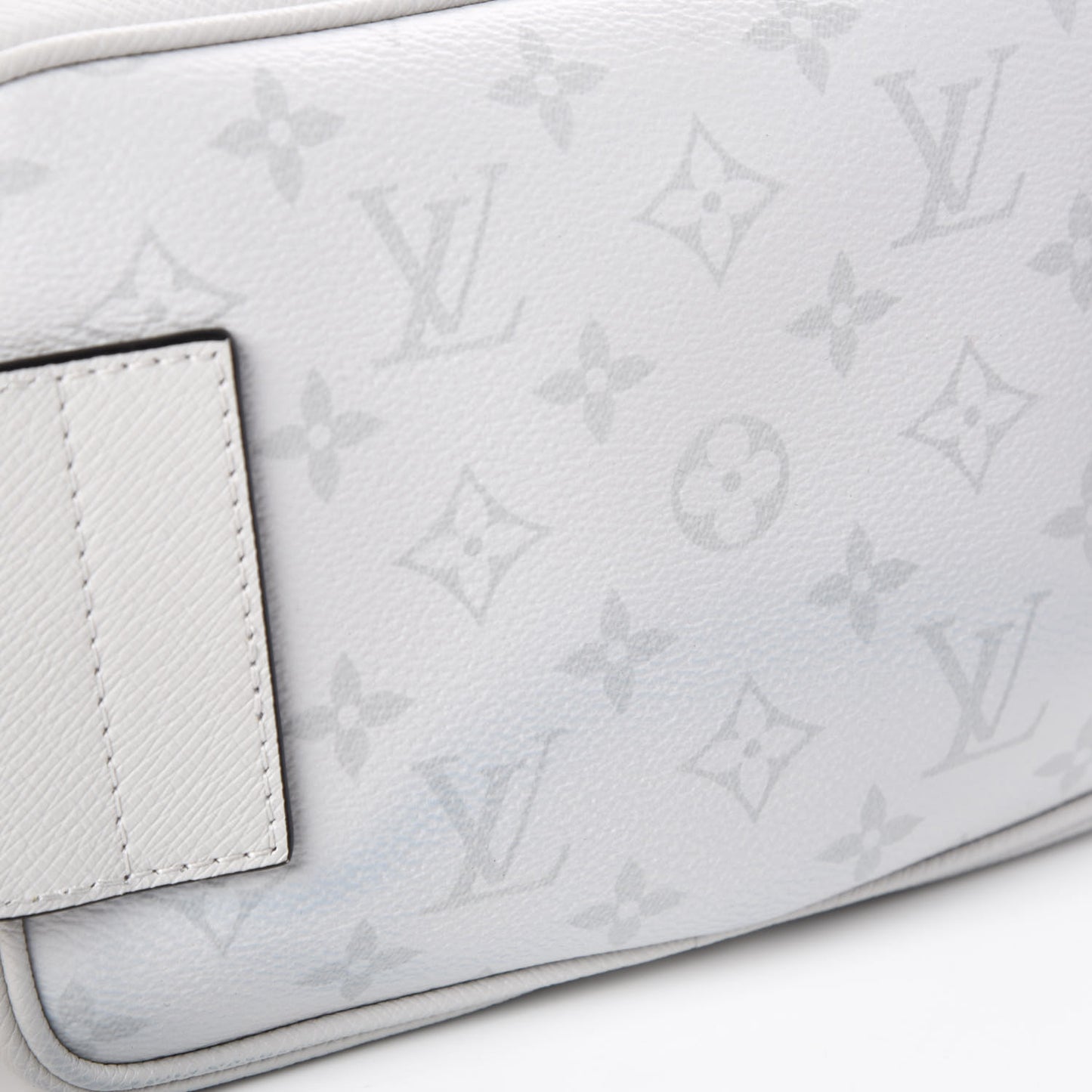 Taiga Monogram Outdoor Bumbag White