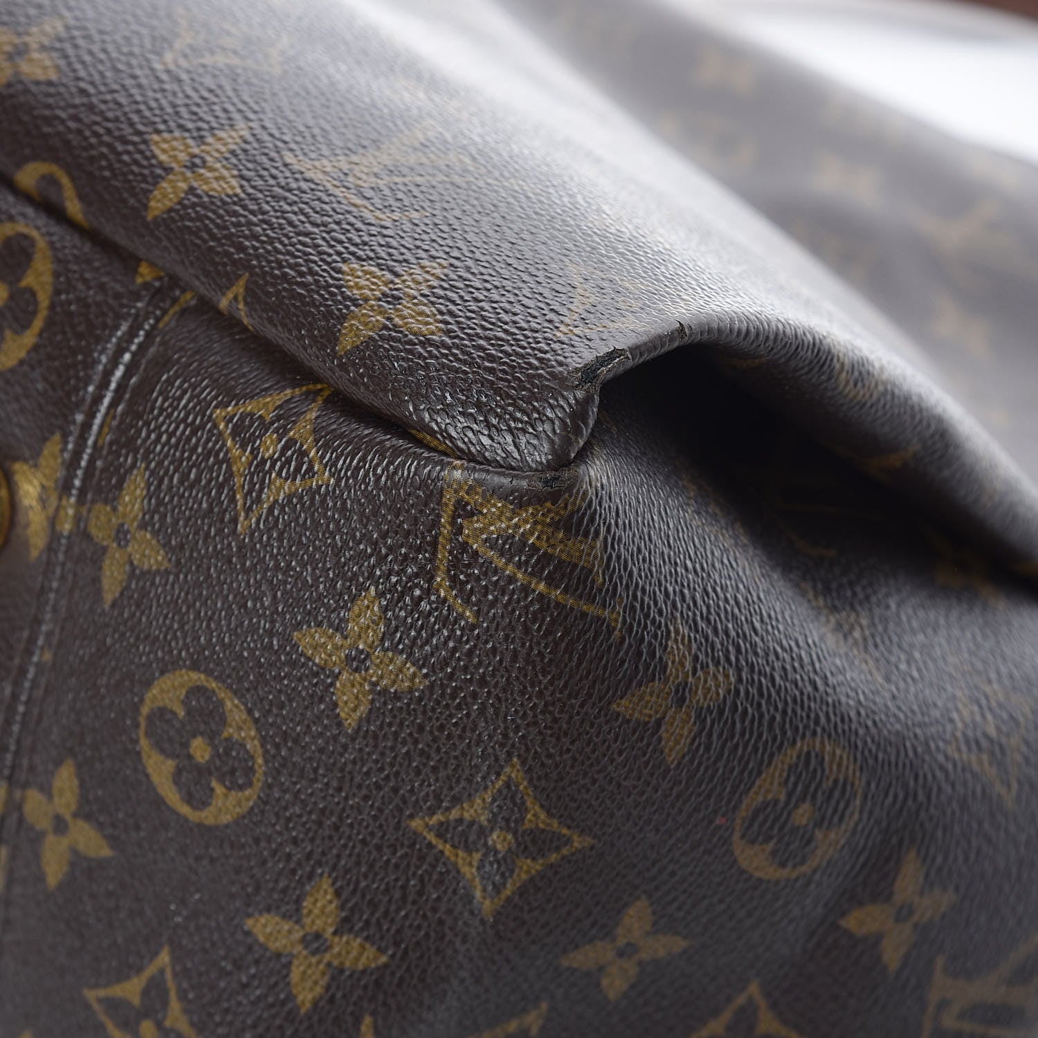 Louis Vuitton Monogram Artsy MM 16 of 18