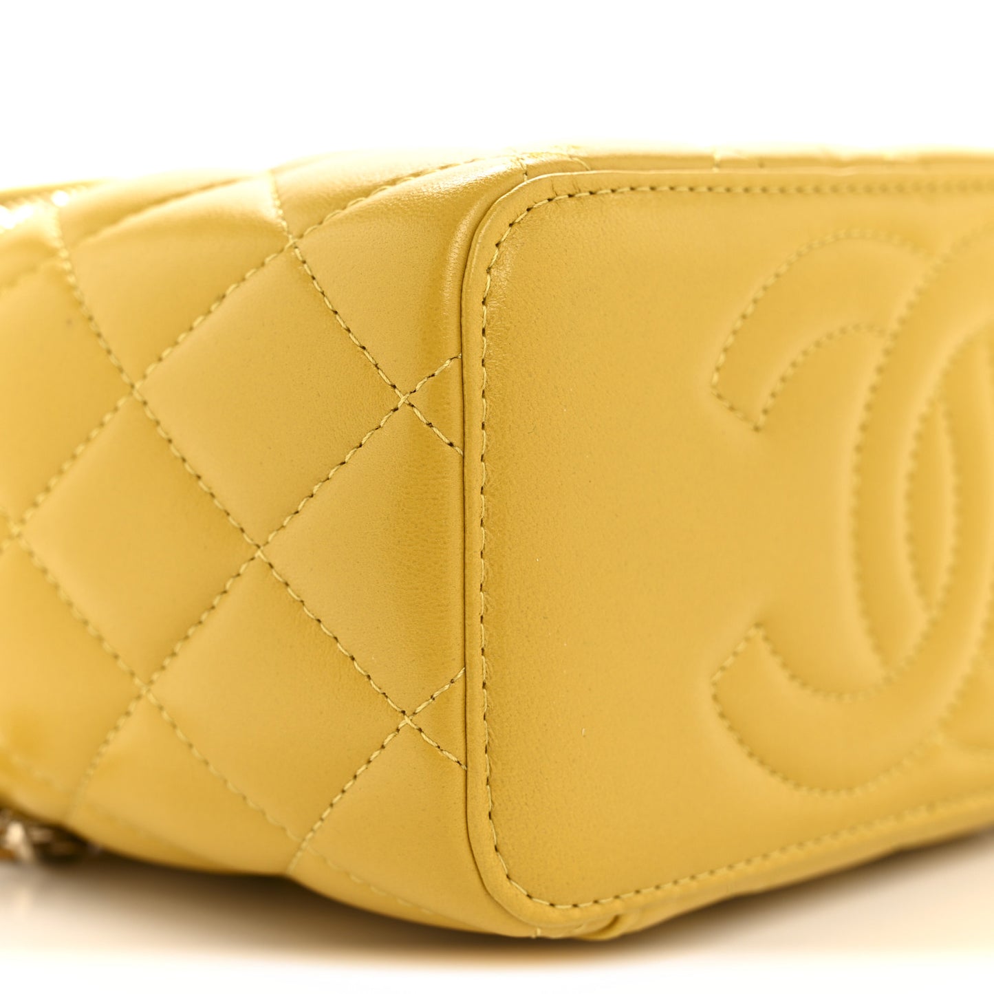 Lambskin Quilted Small Charming Top Handle Vanity Case With Chain Yellow