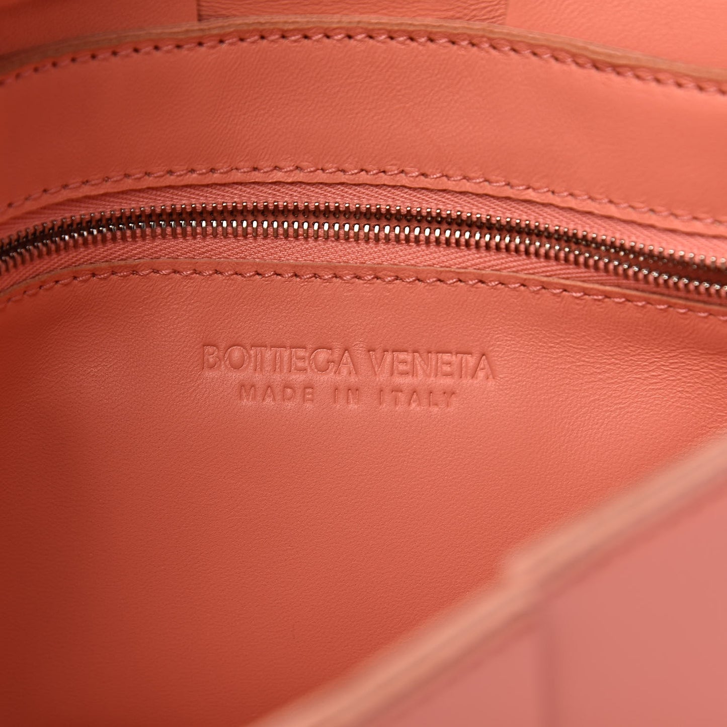 Nappa Maxi Intreccio Cassette Bag Peach