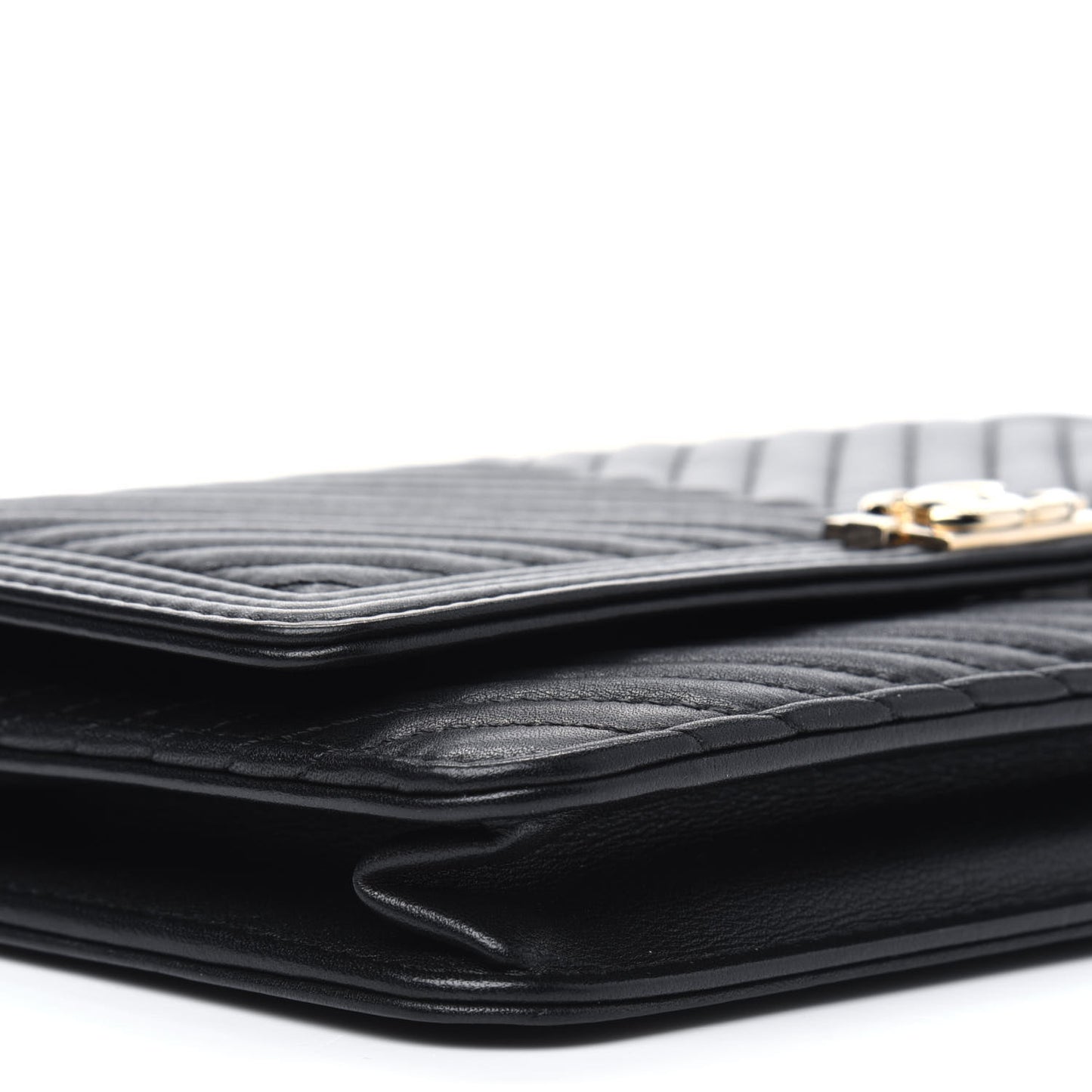 Calfskin Chevron Boy Wallet On Chain WOC Black