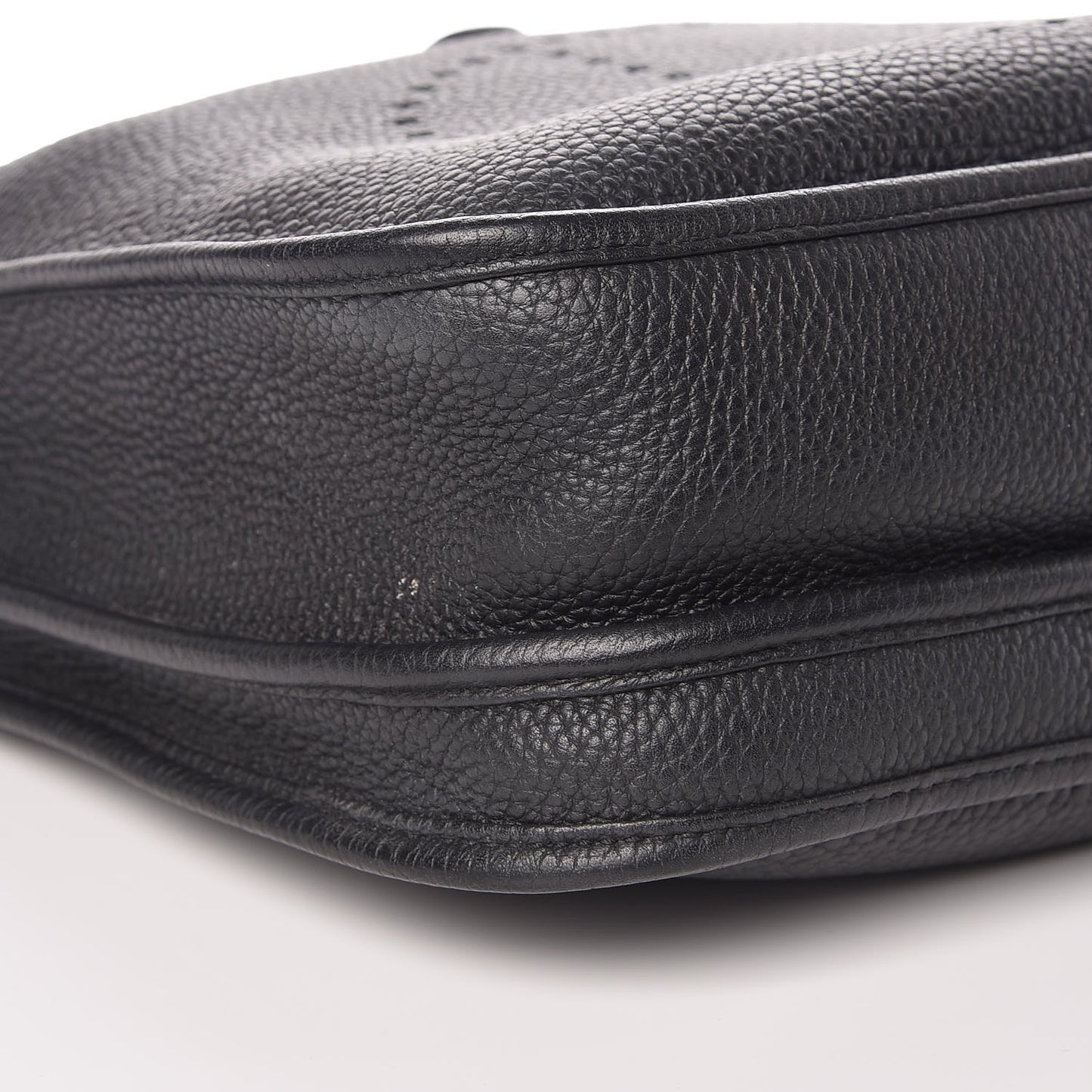Taurillon Clemence Evelyne III PM Black