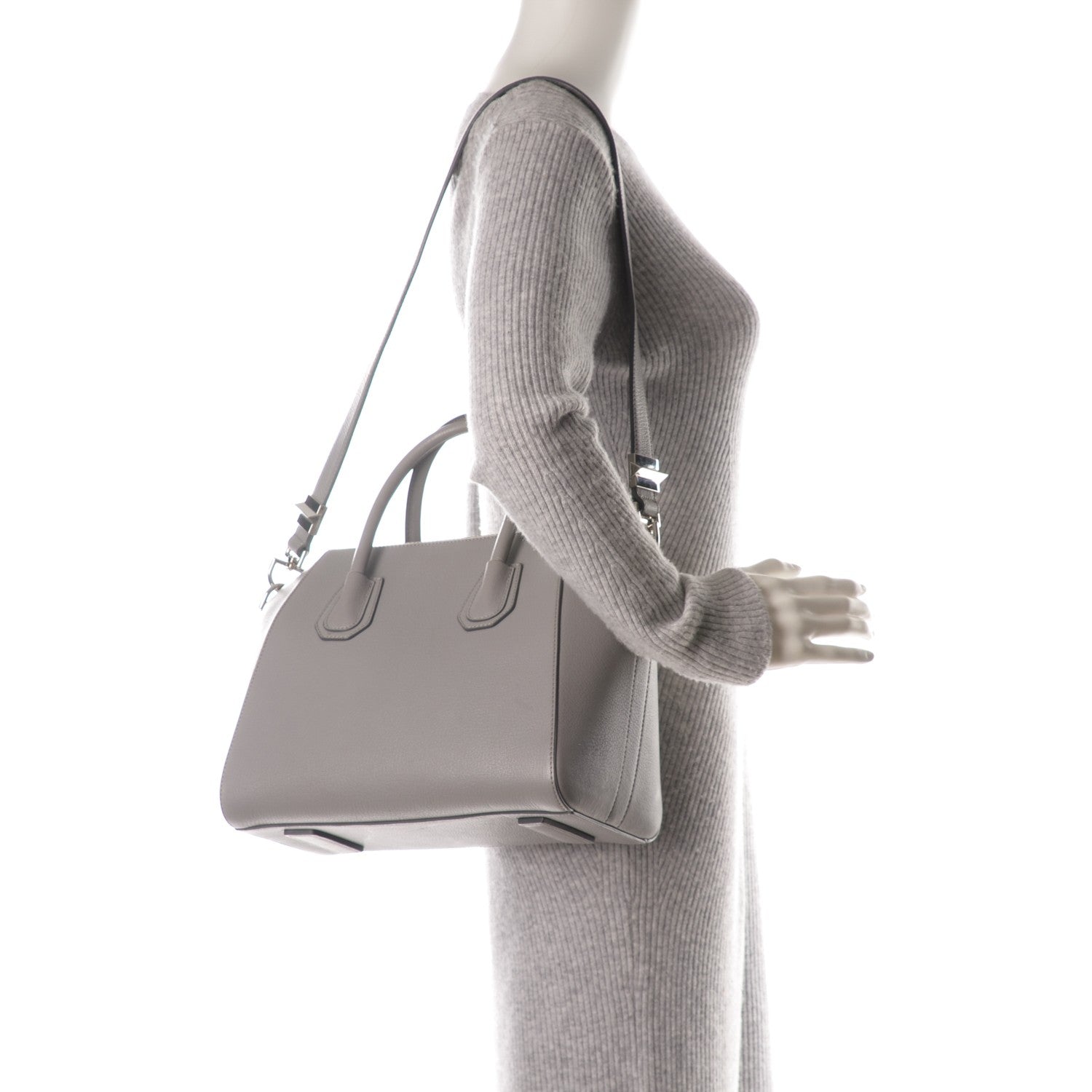Givenchy Sugar Goatskin Small Antigona Pearl Grey 2 of 7