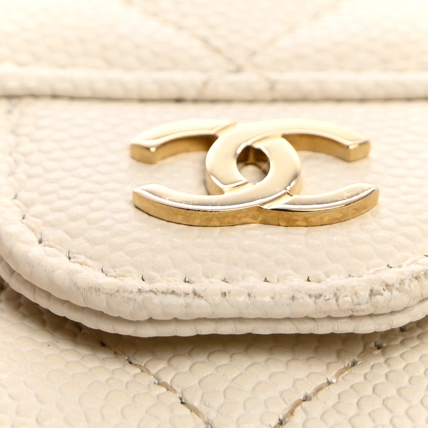 Caviar Quilted Flap Card Holder Wallet White