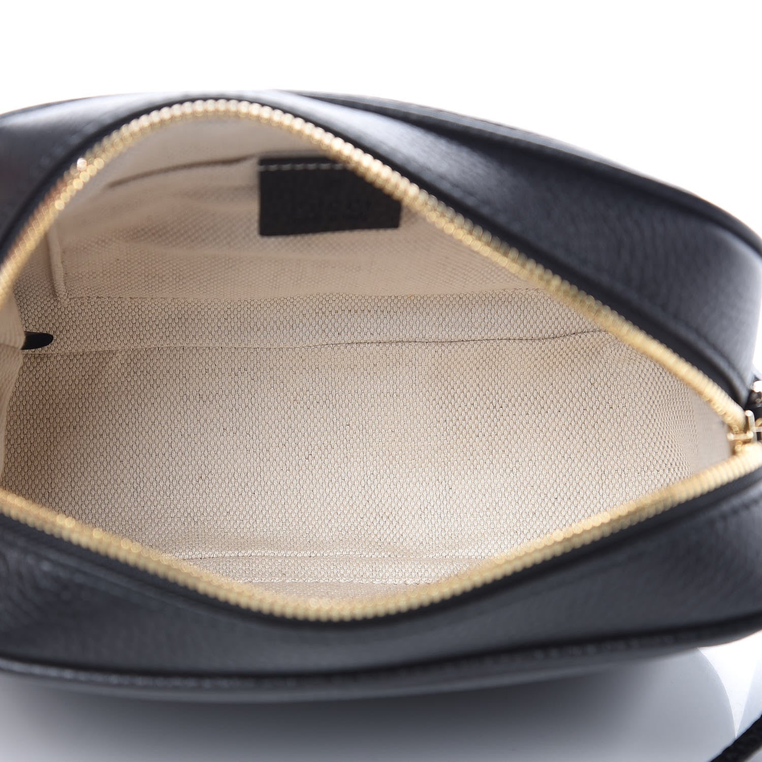 Gucci Pebbled Calfskin Small Soho Disco Bag Black 5 of 9