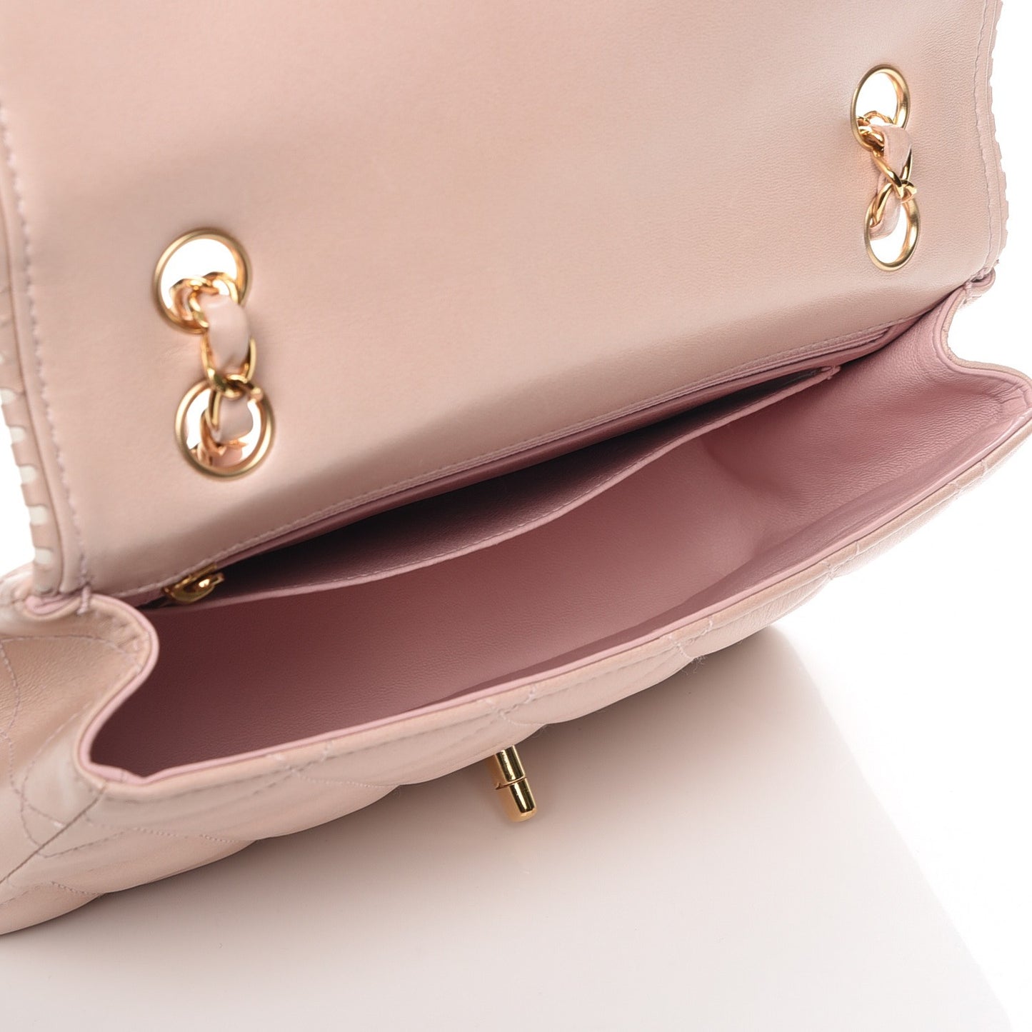 Lambskin Quilted Medium Single Flap Pink