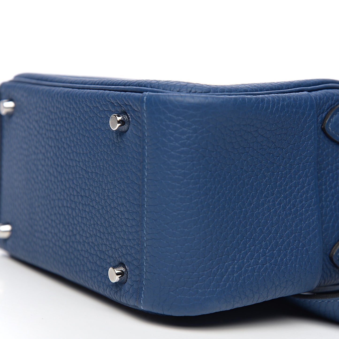 Taurillon Clemence Mini Lindy 20 Deep Bleu