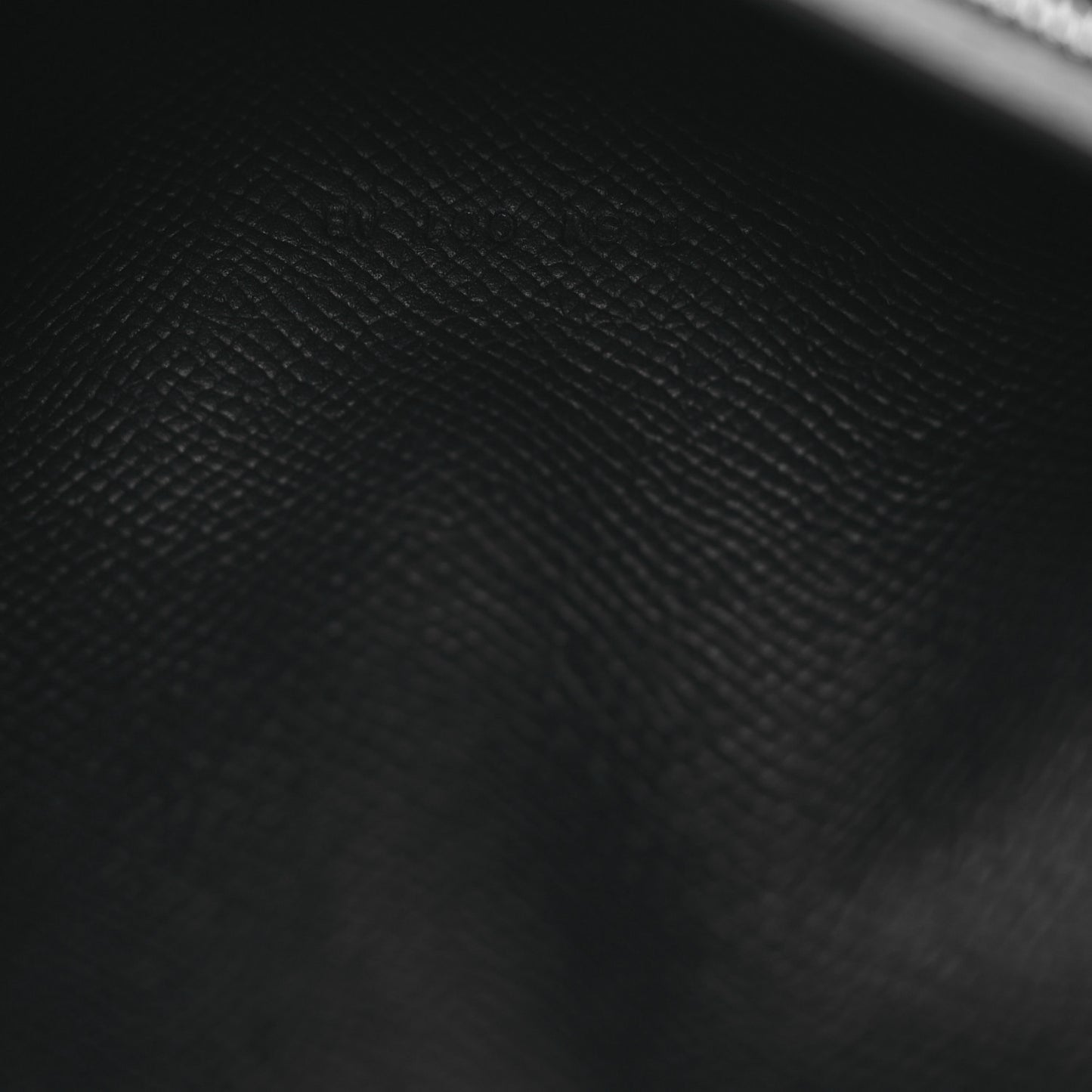 Epsom Bearn Gusset Wallet Black