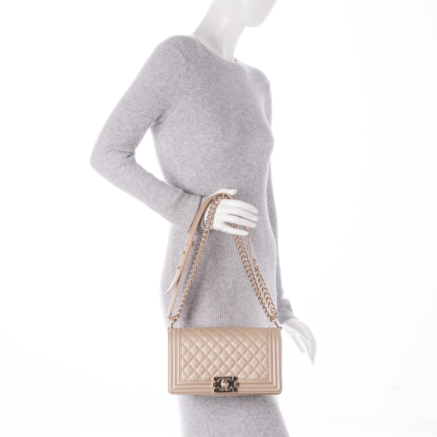 Pearly Caviar Medium Boy Flap Gold