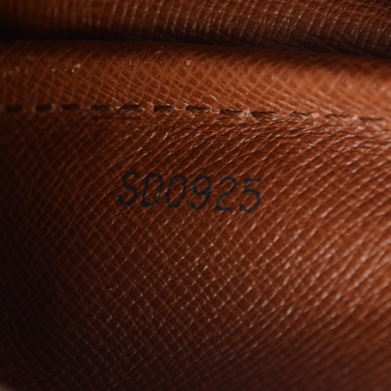 Louis Vuitton Monogram Cartouchiere 22 6 of 7