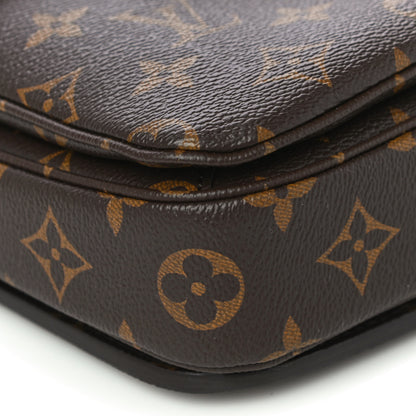 Louis Vuitton Monogram Pochette Metis 8 of 9