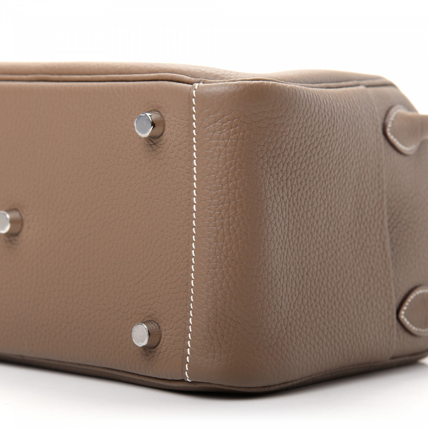 Hermes Taurillon Clemence Lindy 26 Etoupe 7 of 9