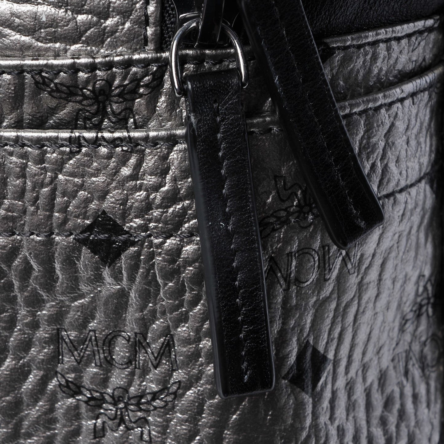 Metallic Visetos Medium Stark Backpack Silver Black