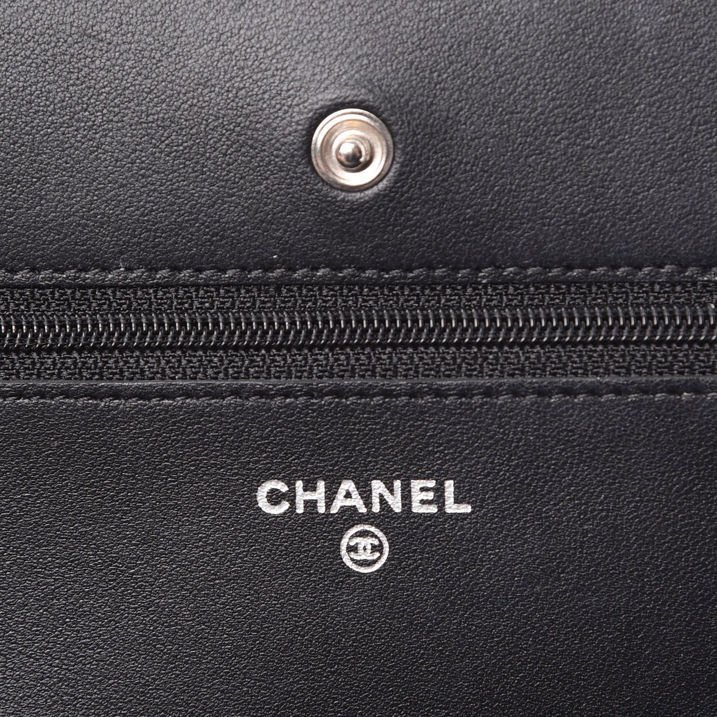 Lambskin Quilted Wallet On Chain WOC Black