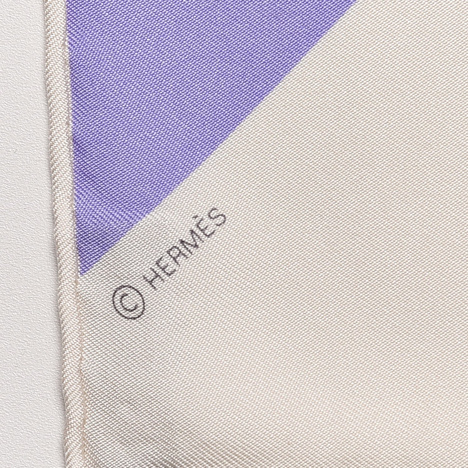 Hermes Silk Centered Rhyme de Elaine Lustig Cohen Scarf 90 Creme Jaune Rose 3 of 5