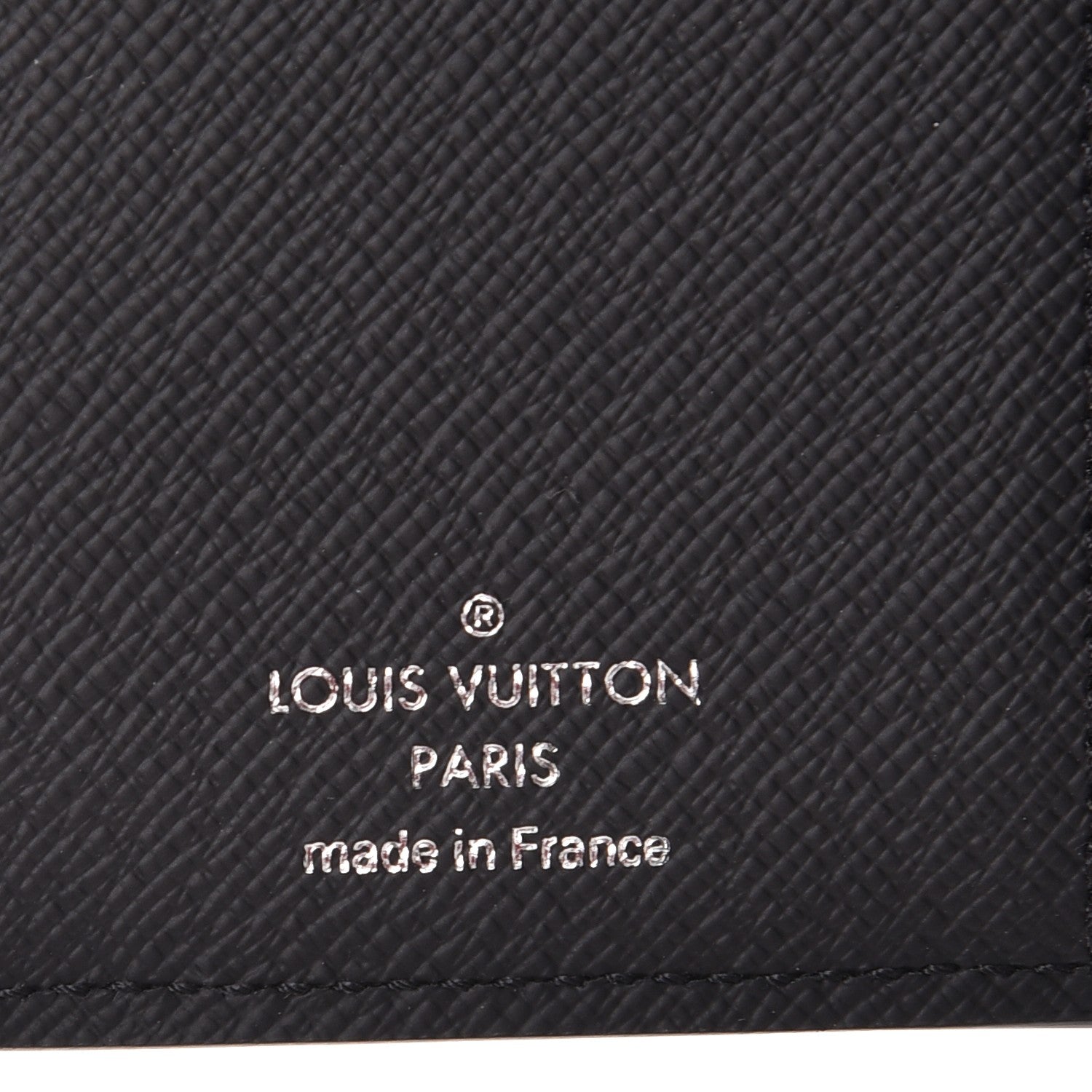 Louis Vuitton X SUPREME Epi Chain Wallet Black 8 of 10