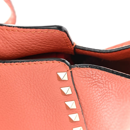 Valentino Garavani Pebbled Calfskin Medium Rockstud Tote Coral 16 of 20