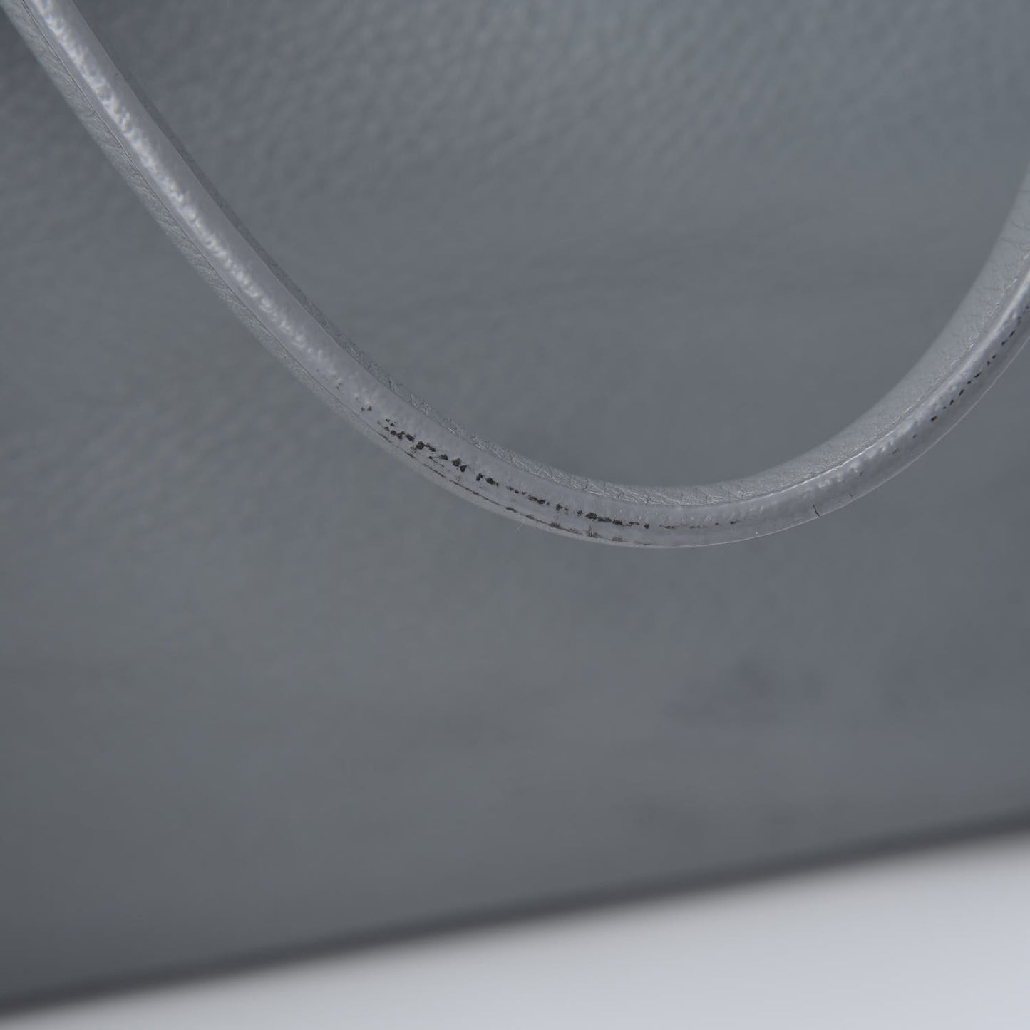 Veau Papier A4 Zip Around Tote Grey