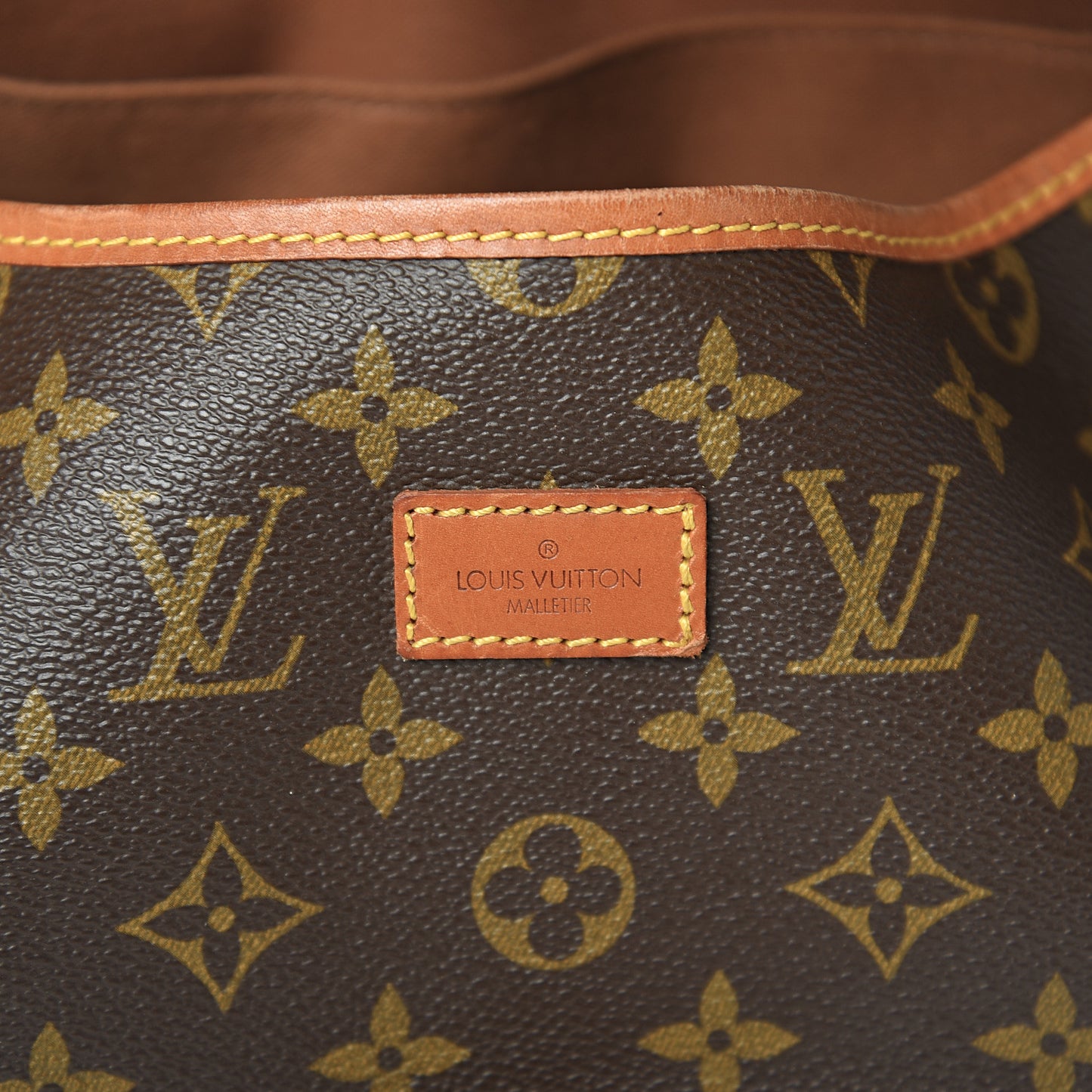 Monogram Saumur 35