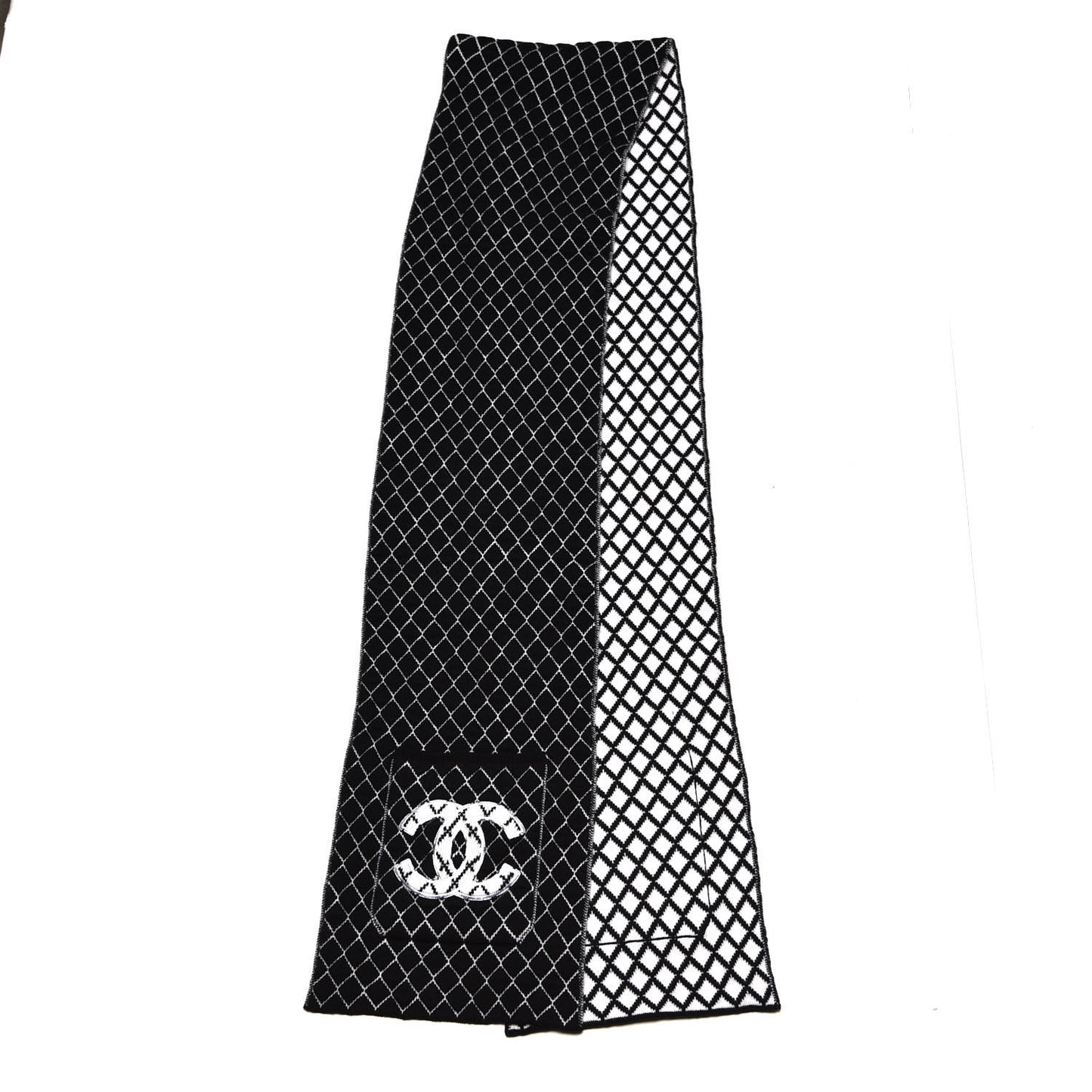 Cashmere CC Pocket Scarf Black White