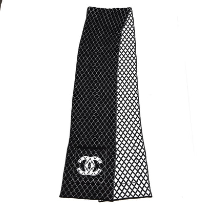 Chanel Cashmere CC Pocket Scarf Black White 3 of 5