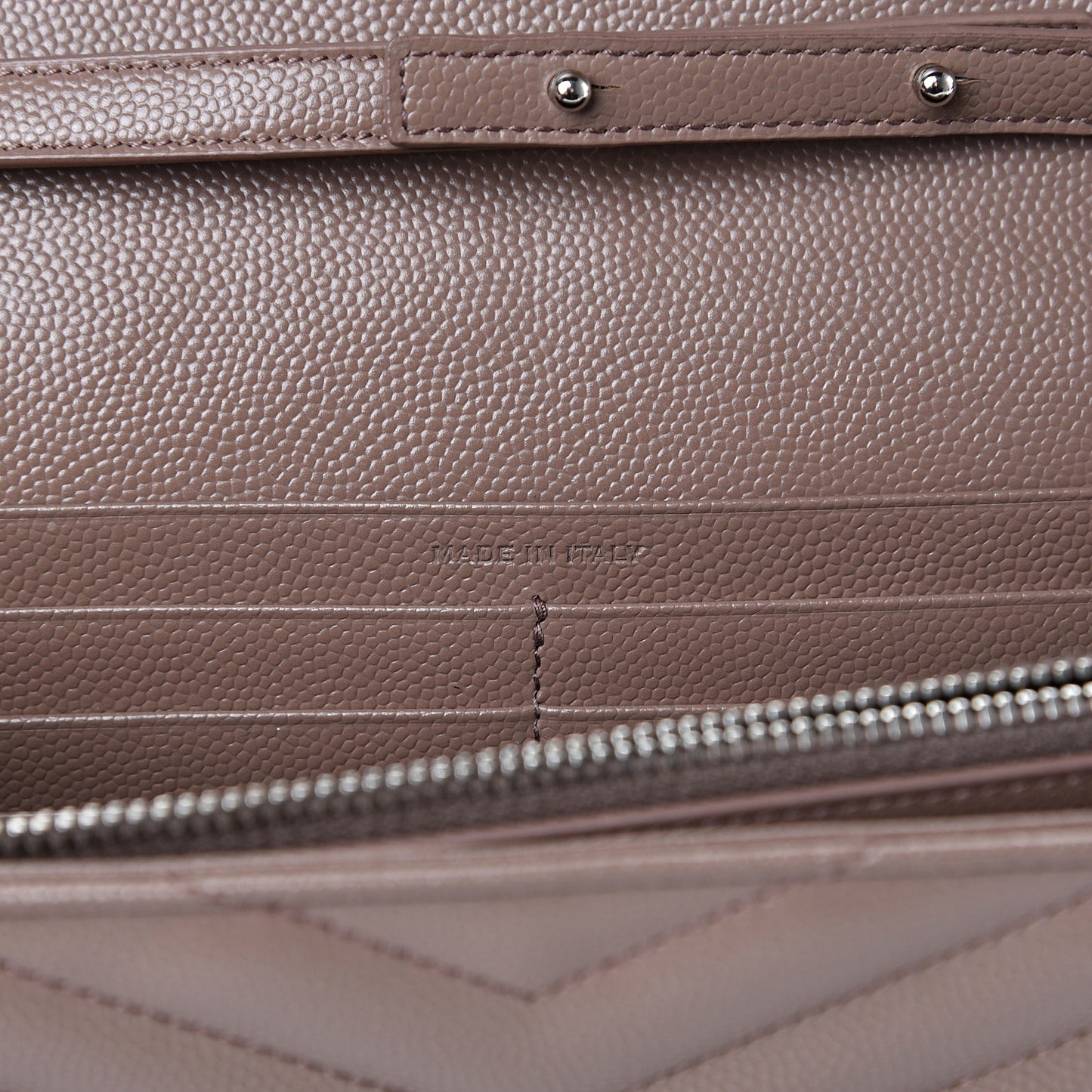 Grain De Poudre Matelasse Chevron Monogram Chain Wallet Fard