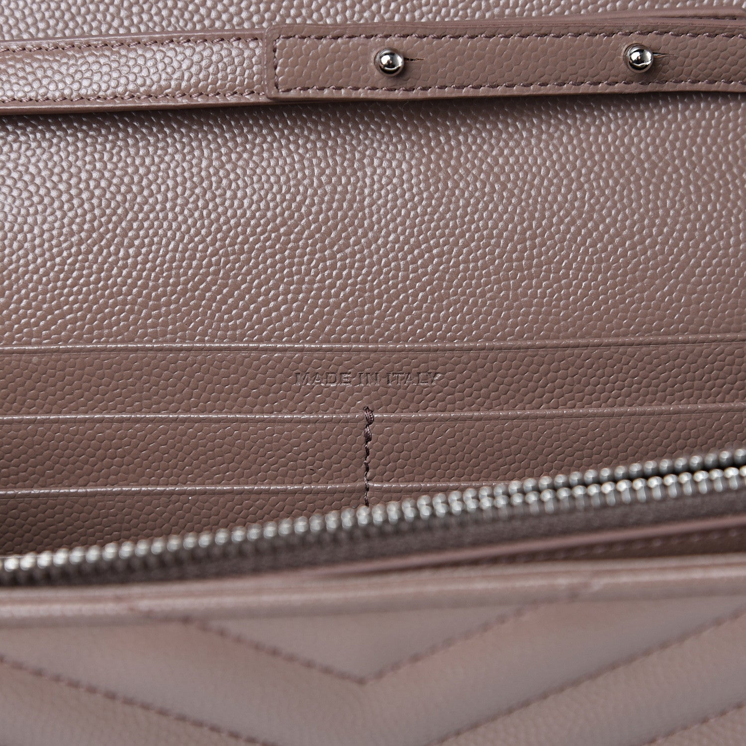 Saint Laurent Grain De Poudre Matelasse Chevron Monogram Chain Wallet Fard 6 of 16