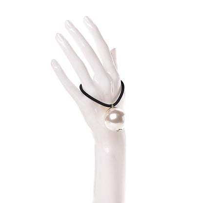 Chanel Pearl CC Hair Tie Black White 2 of 4