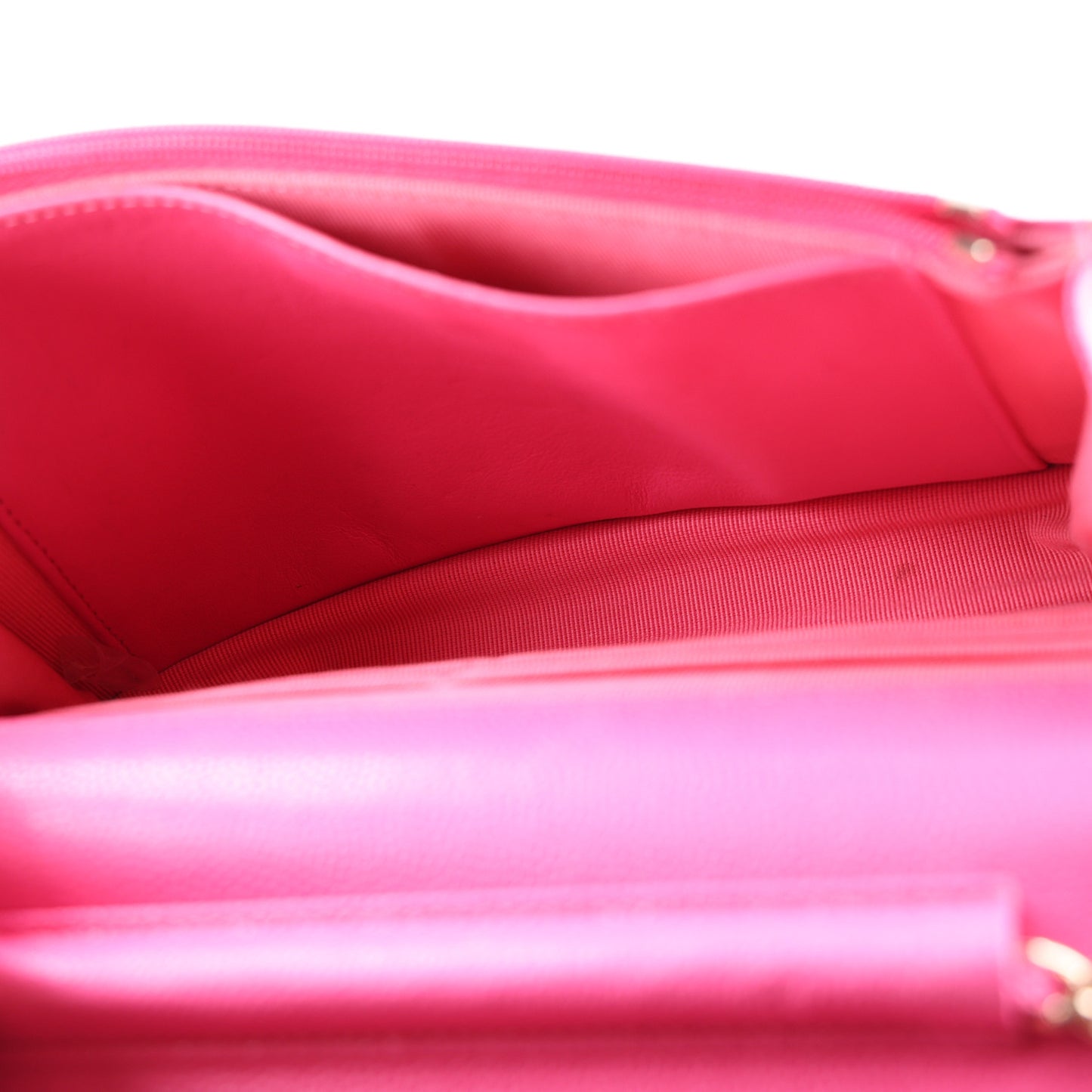 Caviar Quilted Wallet on Chain WOC Dark Pink