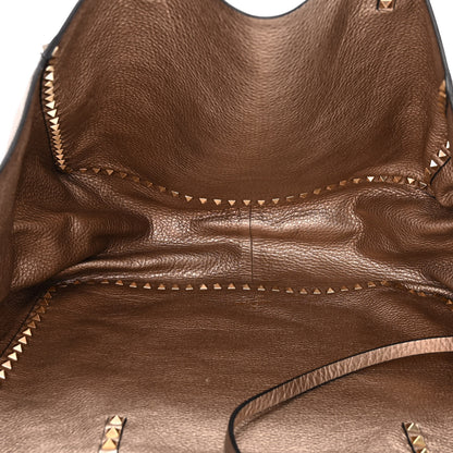 Valentino Garavani Metallic Grained Calfskin Large Rockstud Reversible Tote Skin Sasso 5 of 9