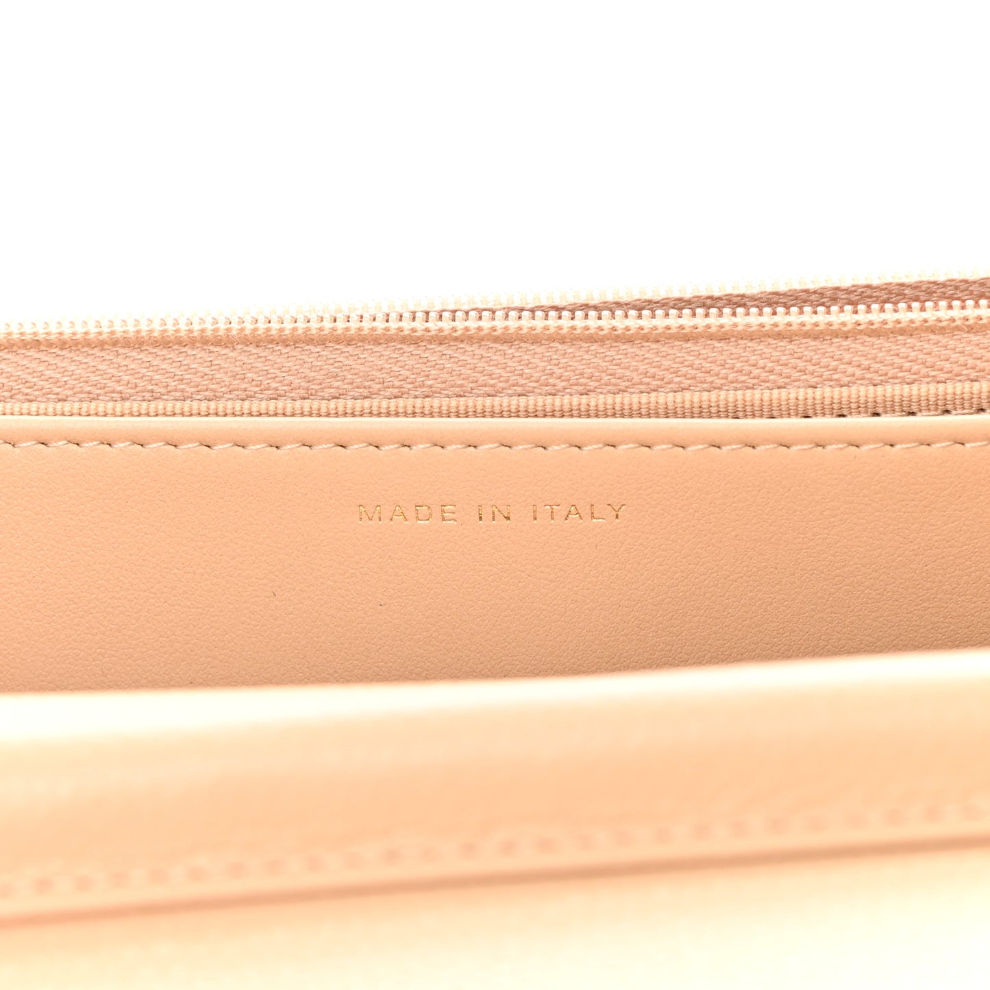 Caviar Quilted Wallet On Chain WOC Beige