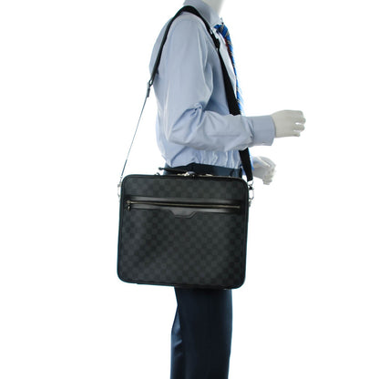 Louis Vuitton Damier Graphite Steeve 2 of 8